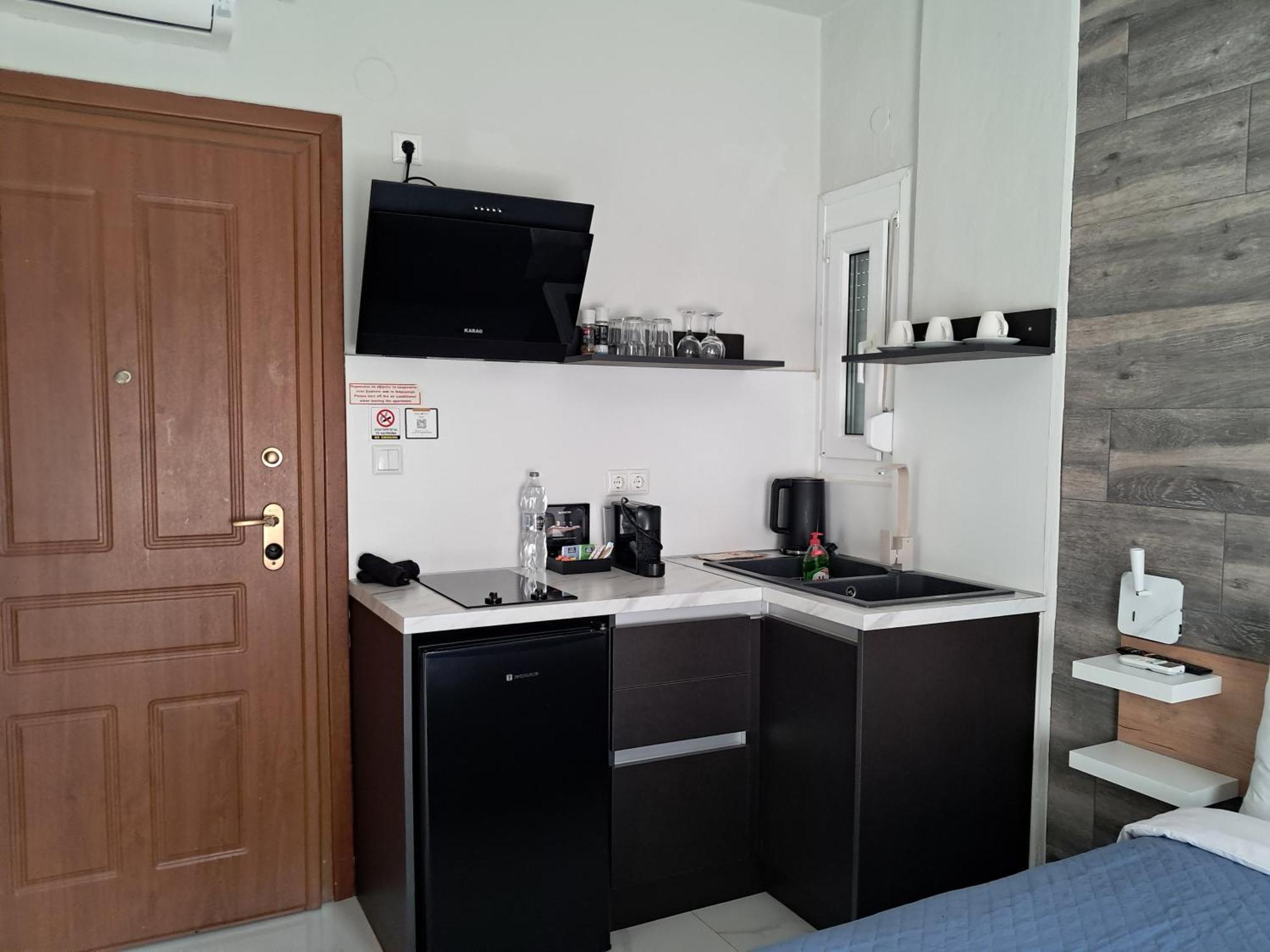 Blue View Apartments Кавала Экстерьер фото